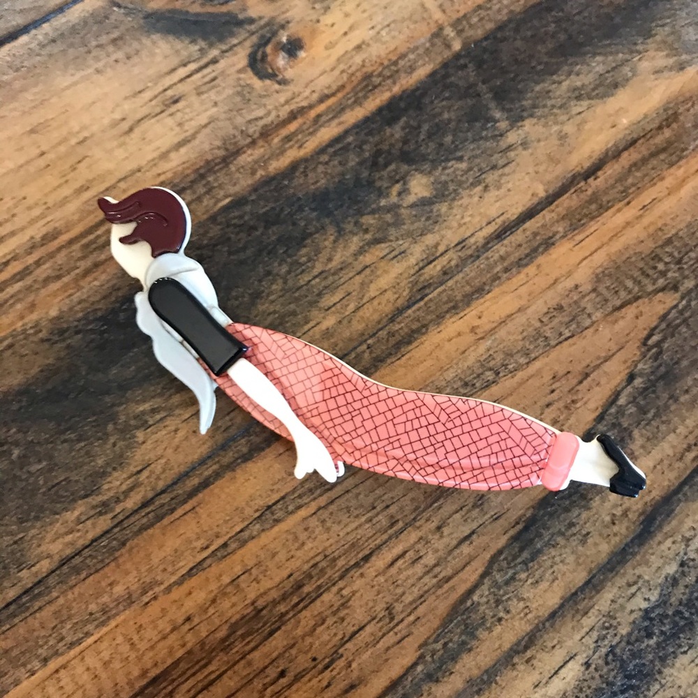 1920s Vintage-inspired Brooch